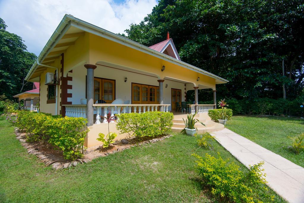 Zerof Self Catering Apartments La Digue Bagian luar foto